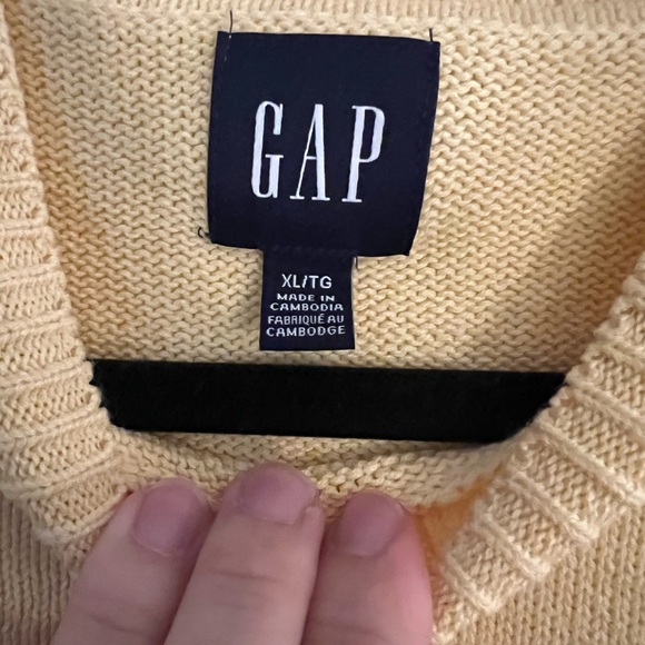 Baby Yellow Gap Sweater - Picture 2 of 4